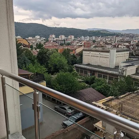 Cozy New - уютен Lägenhet *
